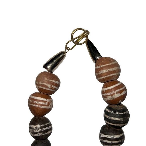 Heavy Black, Brown & Cream Antique Venetian Rattlesnake Trade Beads - Picture 4 of 6